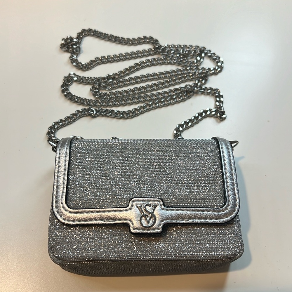 Mini wallet chain Victoria Secret crossbody bag.